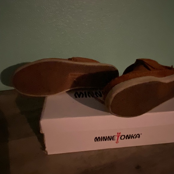 Minnetonka Venice ankle boot. Size 7 - Picture 5 of 7